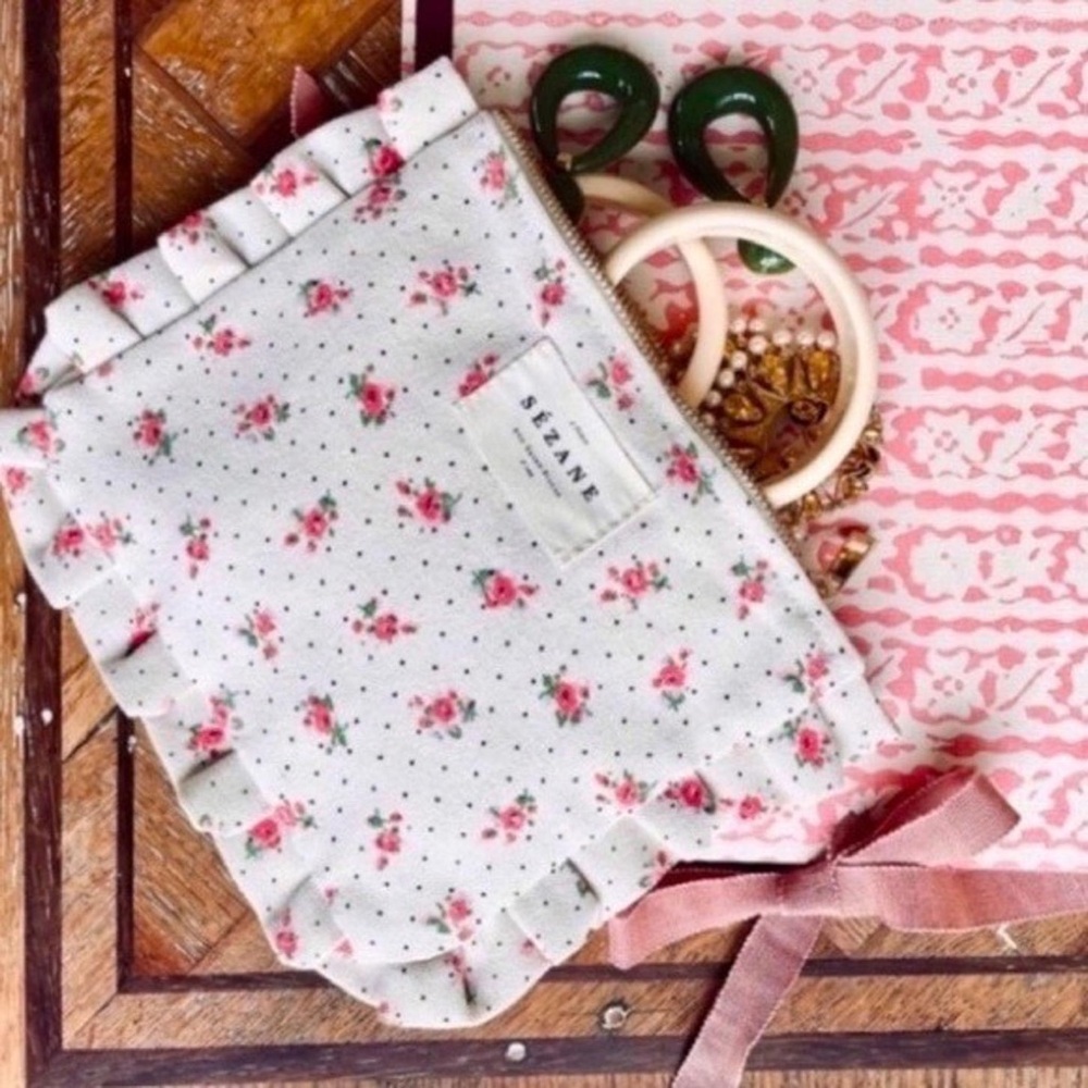 Sézane Floral Cosmetic Pouch with Pink Accents